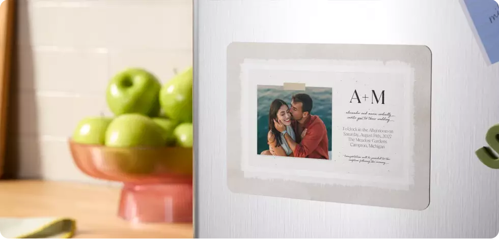 SHOW OFF THEIR SUCCESS WITH EVENT MAGNET SETS